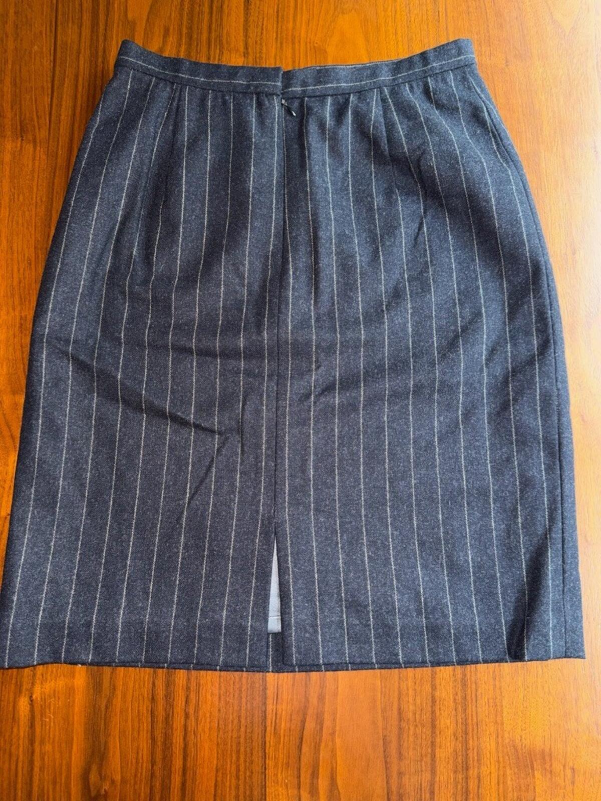 Vintage Badgley Mischka Women's Wool Pinstripe Skirt Charcoal Grey - Size 14