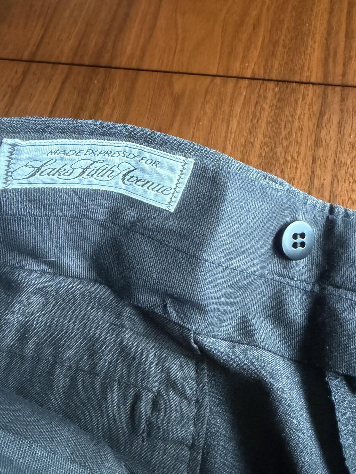 Saks Fifth Avenue Men's Grey Pleated Wool Dress Pants - Size 36