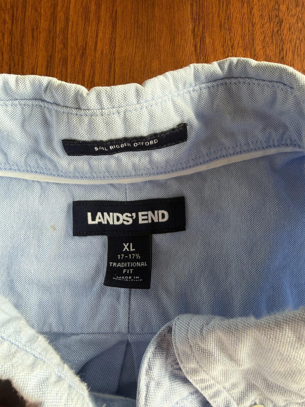 Lands' End Men's Sail Rigger Blue Oxford Short Sleeved Button Down - Size XL