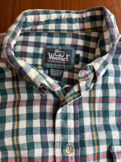 Vintage Woolrich Mens Size Large Green Plaid Flannel Button Down Shirt - Size L