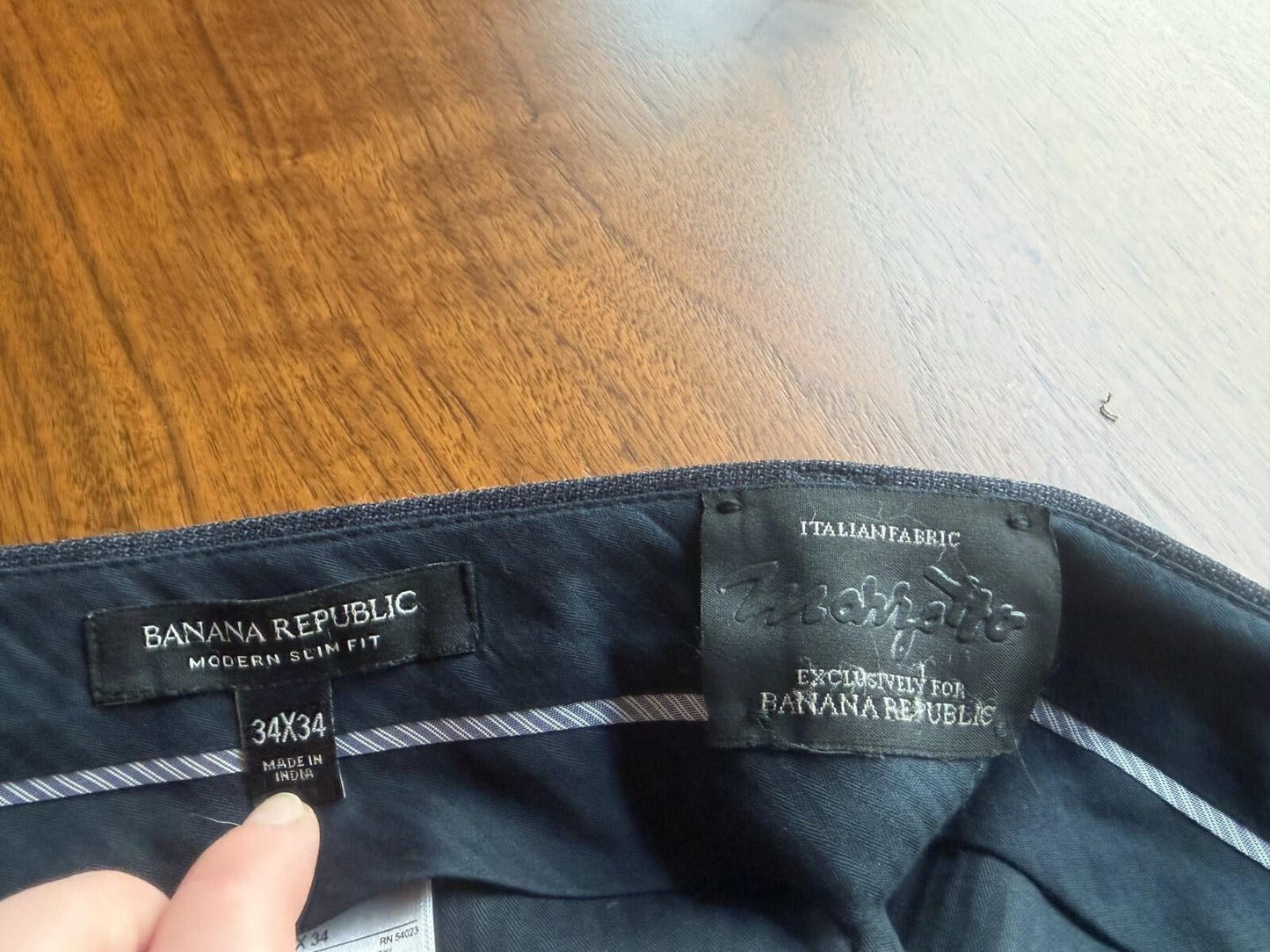 Banana Republic Men's Modern Slim Italian Marzotto Wool Dress Pants - Size 34x34