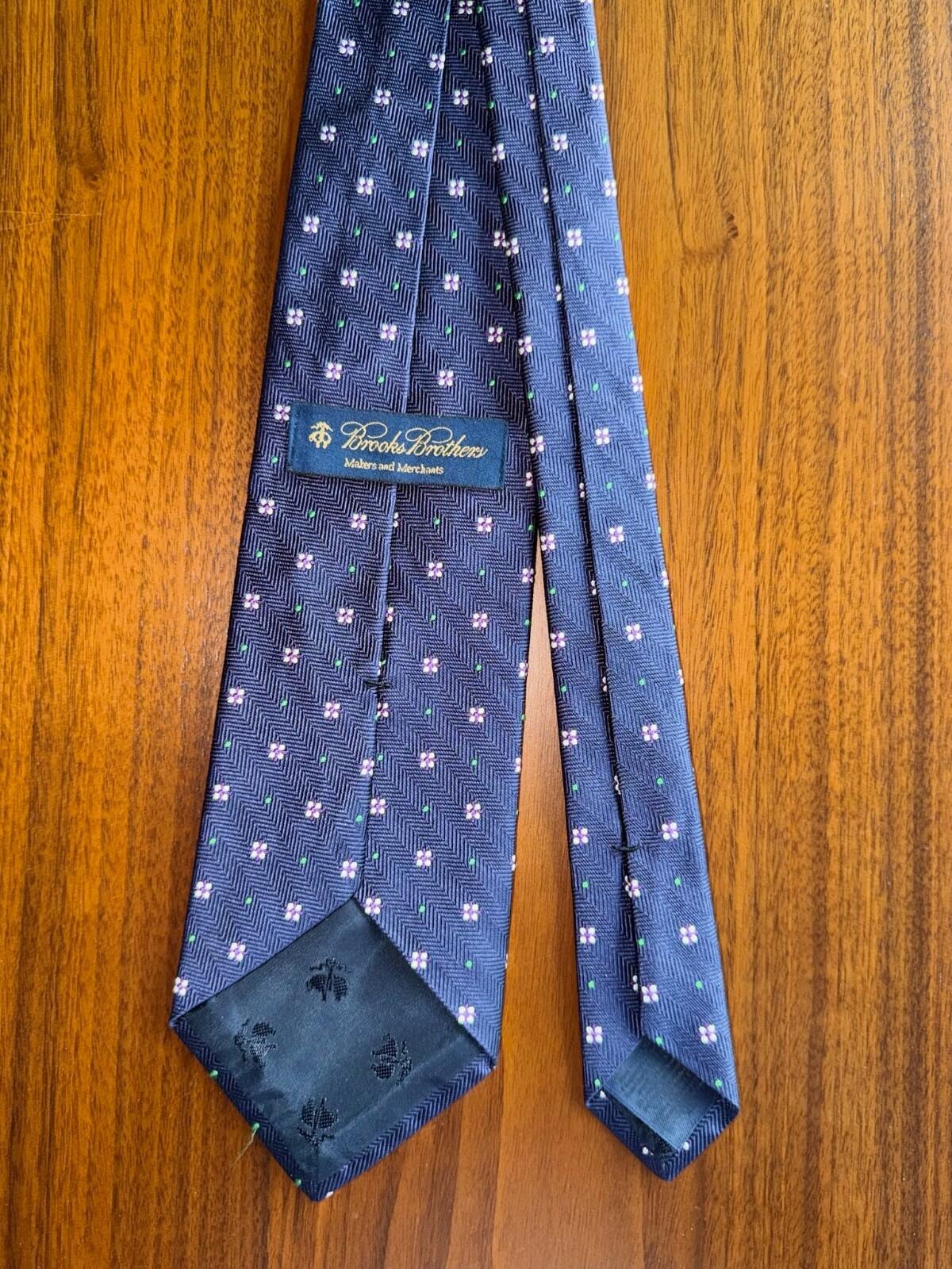 Brooks Brothers Makers & Merchants Navy Blue Silk Herringbone Medallion Tie