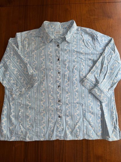 Vintage Classic Elements Women's Patterned Denim Button Down Shirt - Size L.