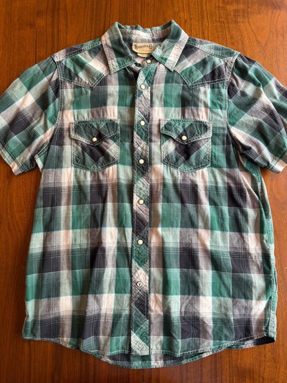 Roebuck & Co Green Plaid Pearl Snap Short Sleeve Western Shirt - Size M